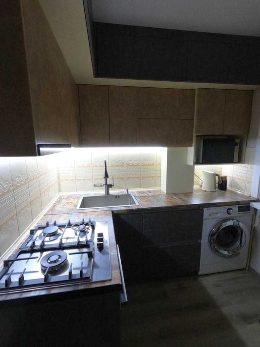 Продам 3х ком квартиру в центре