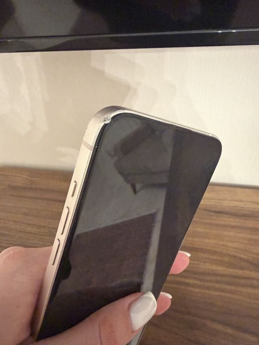 Продам İphone 13