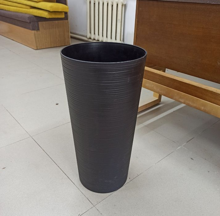 Продам кашпо для дома и балкона