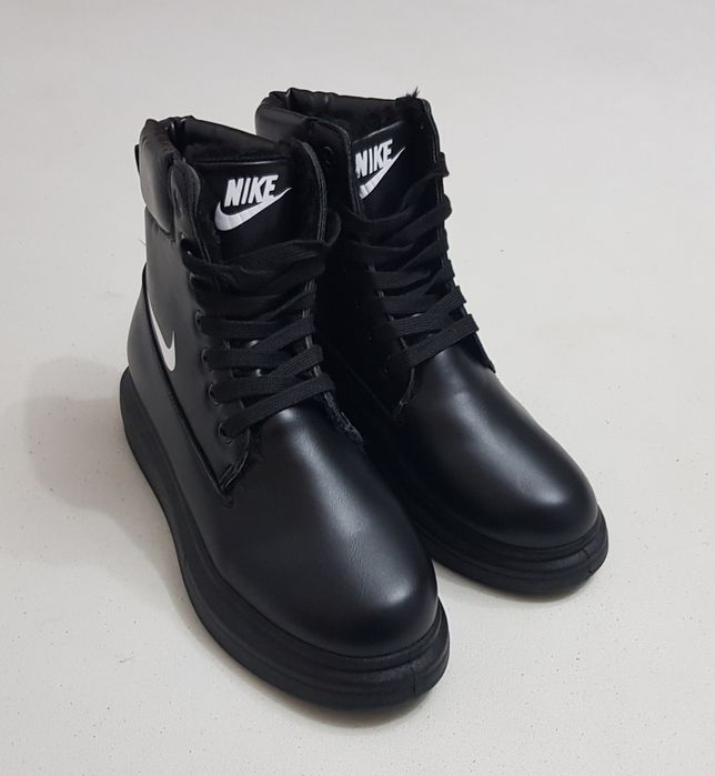 Ghete impermeabile Nike, bocanci de iarnă Nike, piele neagă, nr.38 EU