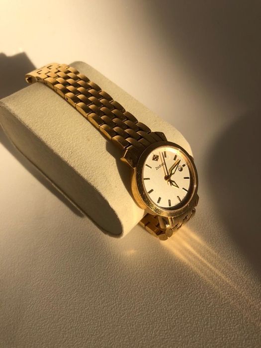 Zodiac швейцарские часы