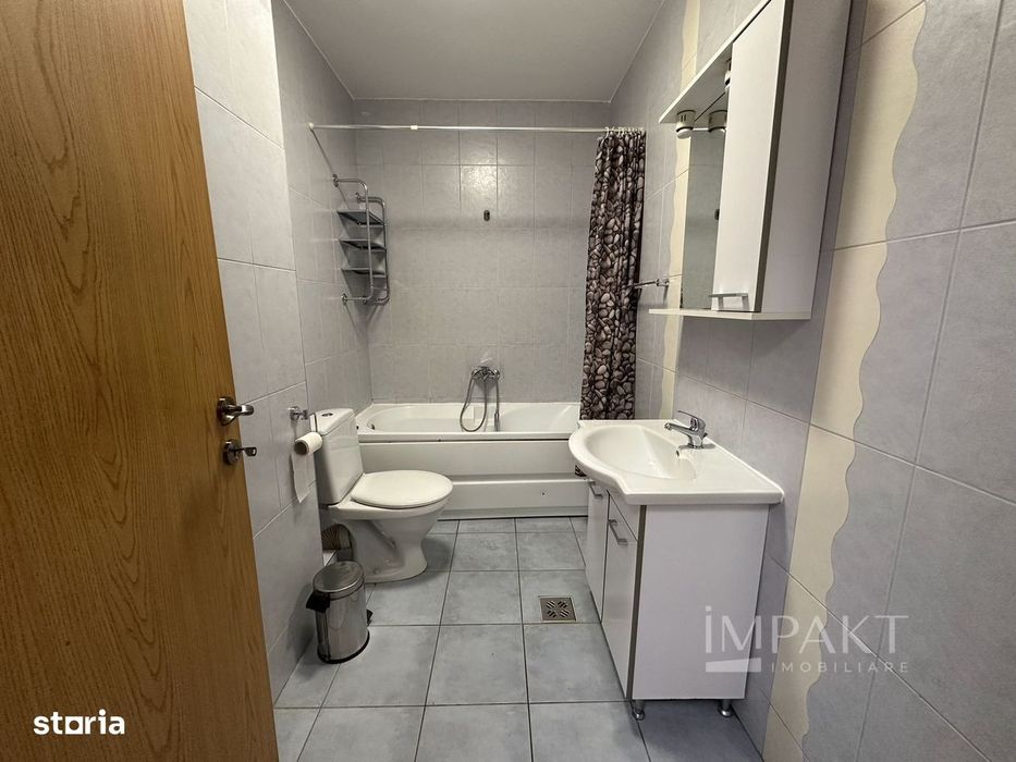 Apartament de inchiriat cu 3 camere,zona semicentrala!