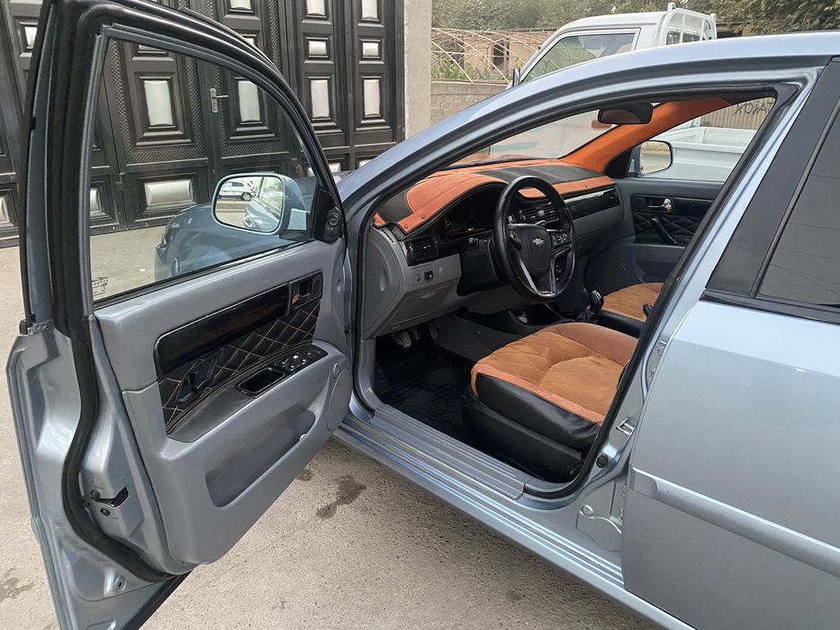 Chevrolet Gentra (navarot)