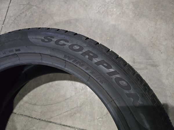 325/40/22//285/45/22 PIRELLI