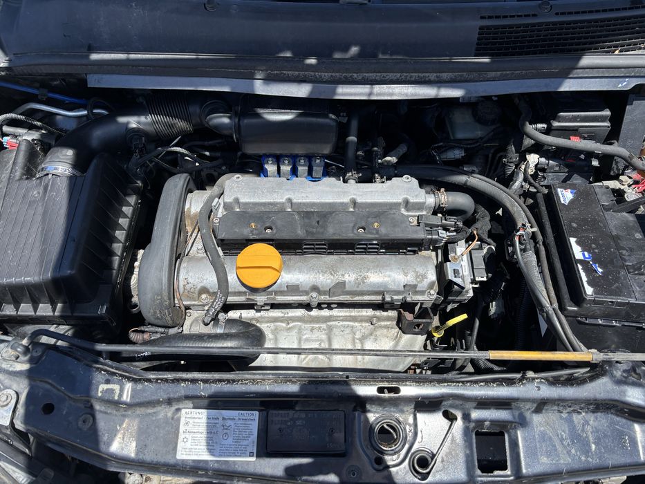 Opel Zafira На части 2 броя