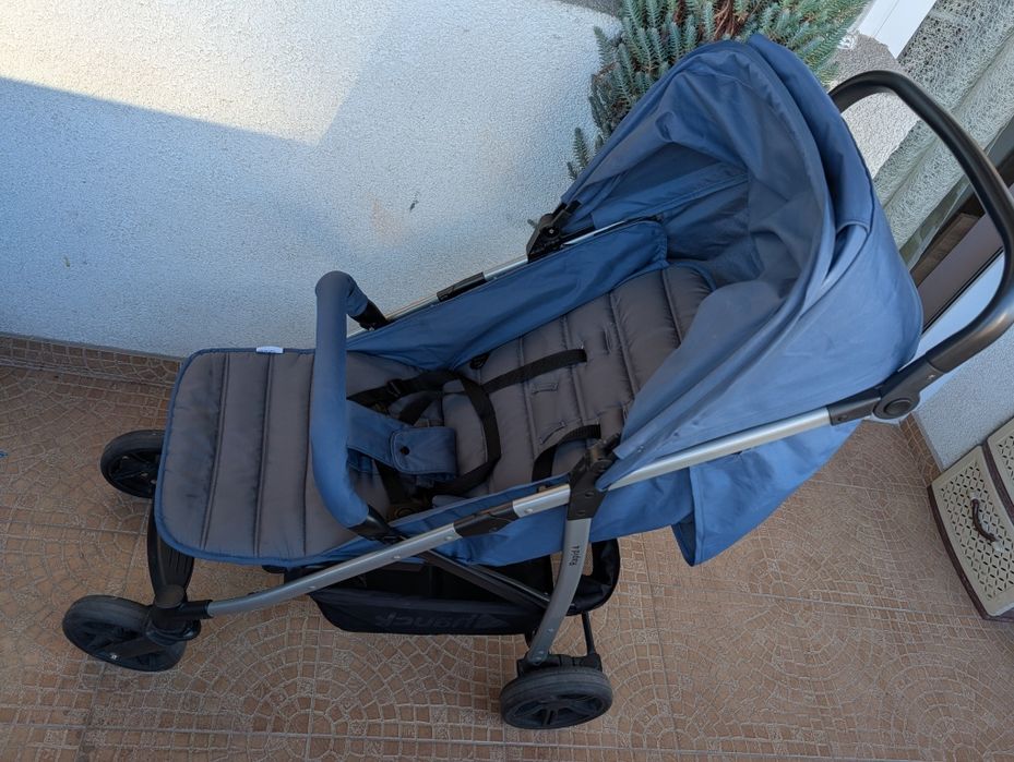 Cărucior Hauck RAPID 4 PLUS TRIO SET  în stare foarte bună