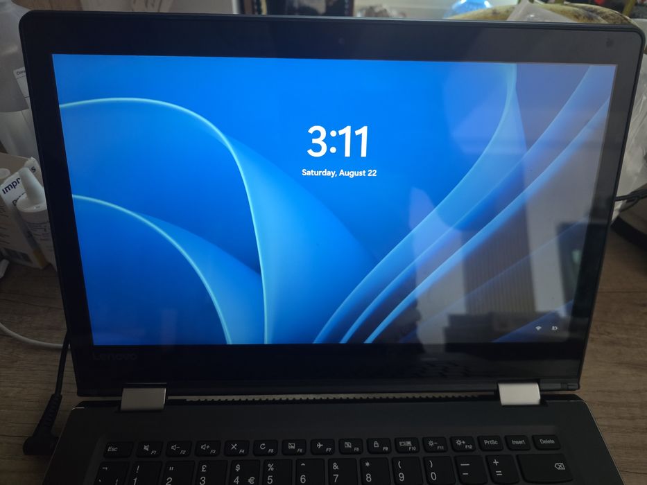 Laptop Lenovo Yoga 510 cu touch-screen, IPS si full hd