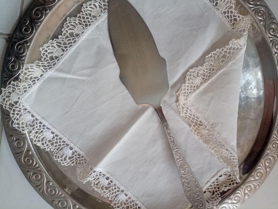 Прибори за сервиране