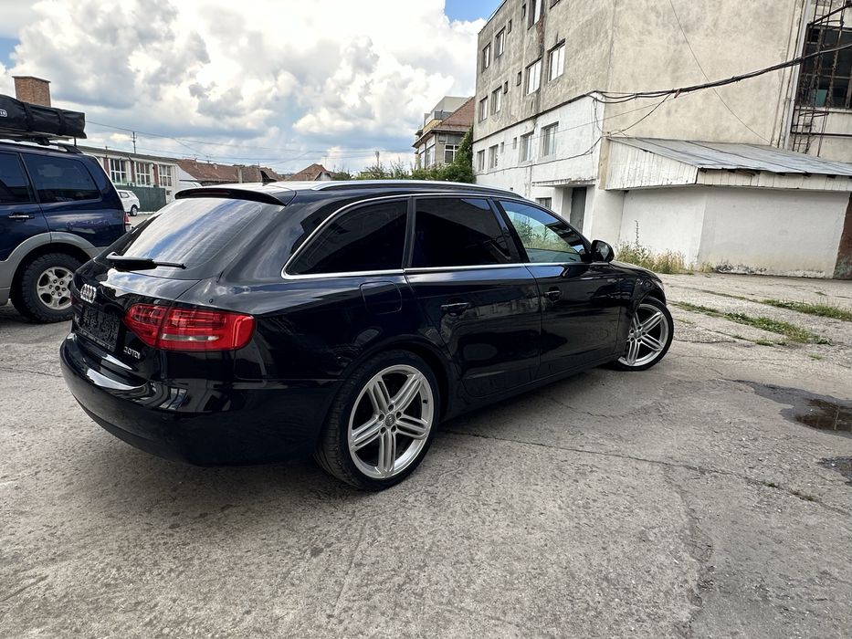 Audi a4 b8 2.0 tdi 143cp Sline