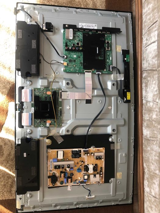 Tv samsung UE40JU6500W cu display spart