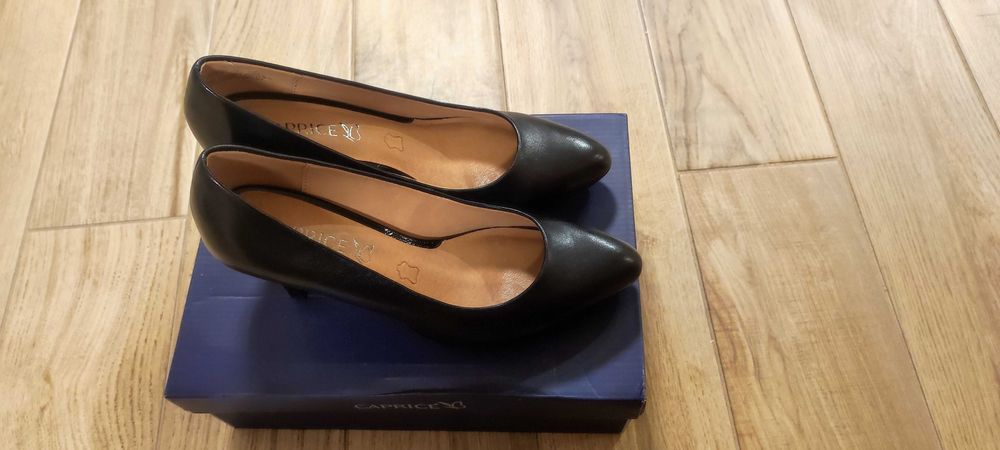 Caprice дамски обувки от естествена кожа, 38