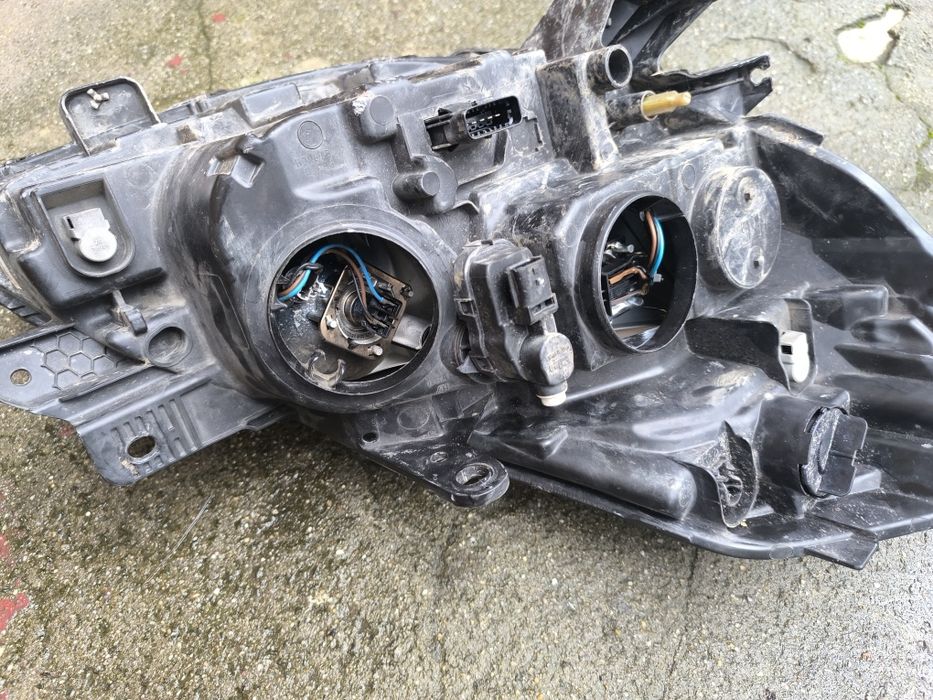 Far stanga Renault Clio 3 facelift