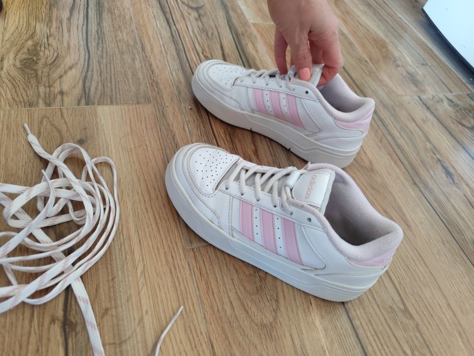 Маратонки Adidas 33 номер