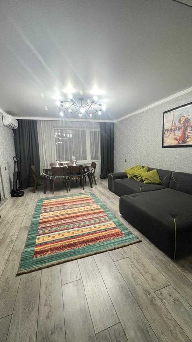 Продам 4 ком квартира РН Центр