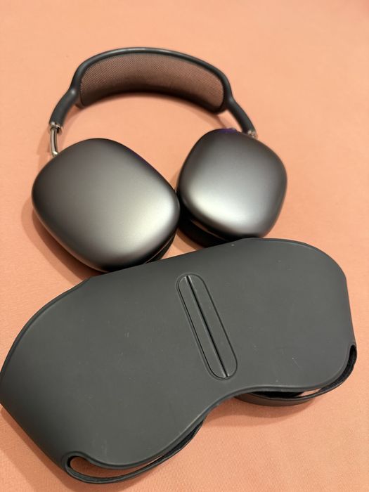 Слушалки Apple Airpods max