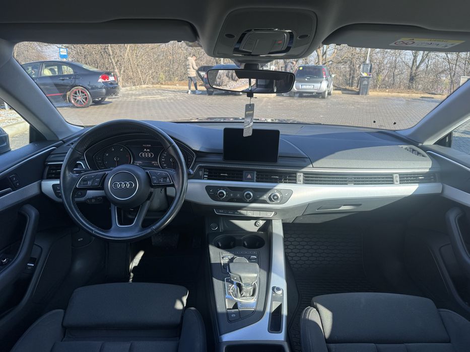 Vand OZ Audi A5 istoric complet Reprezentanta audi