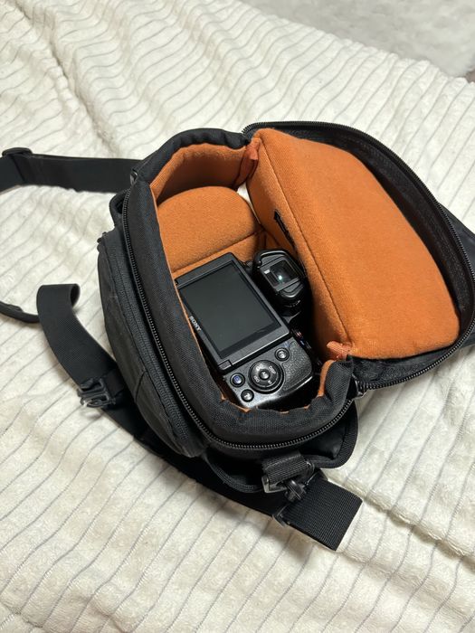 Продам Sony A37 (kit)