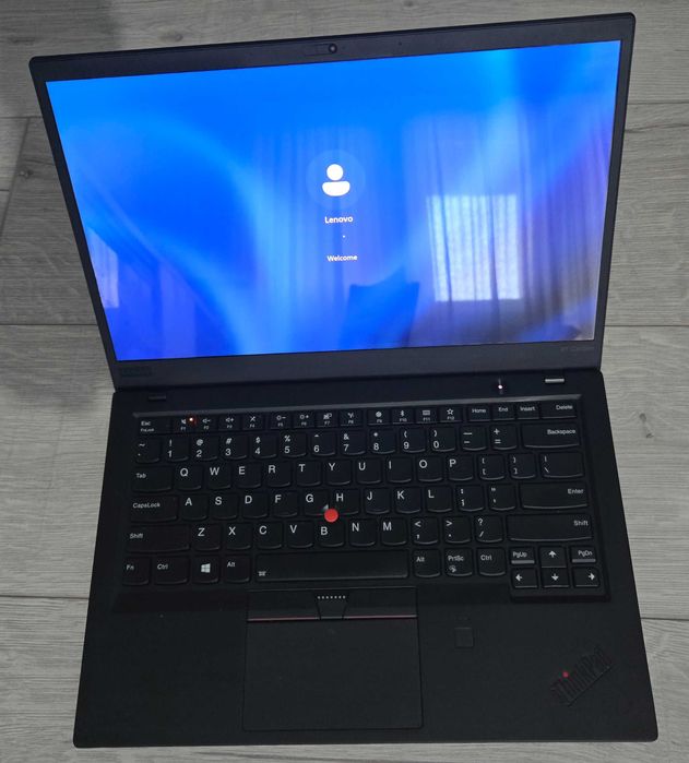 Lenovo ThinkPad X1 Carbon  Intel® Core™ i7-8550U - pret valabil doar AZI