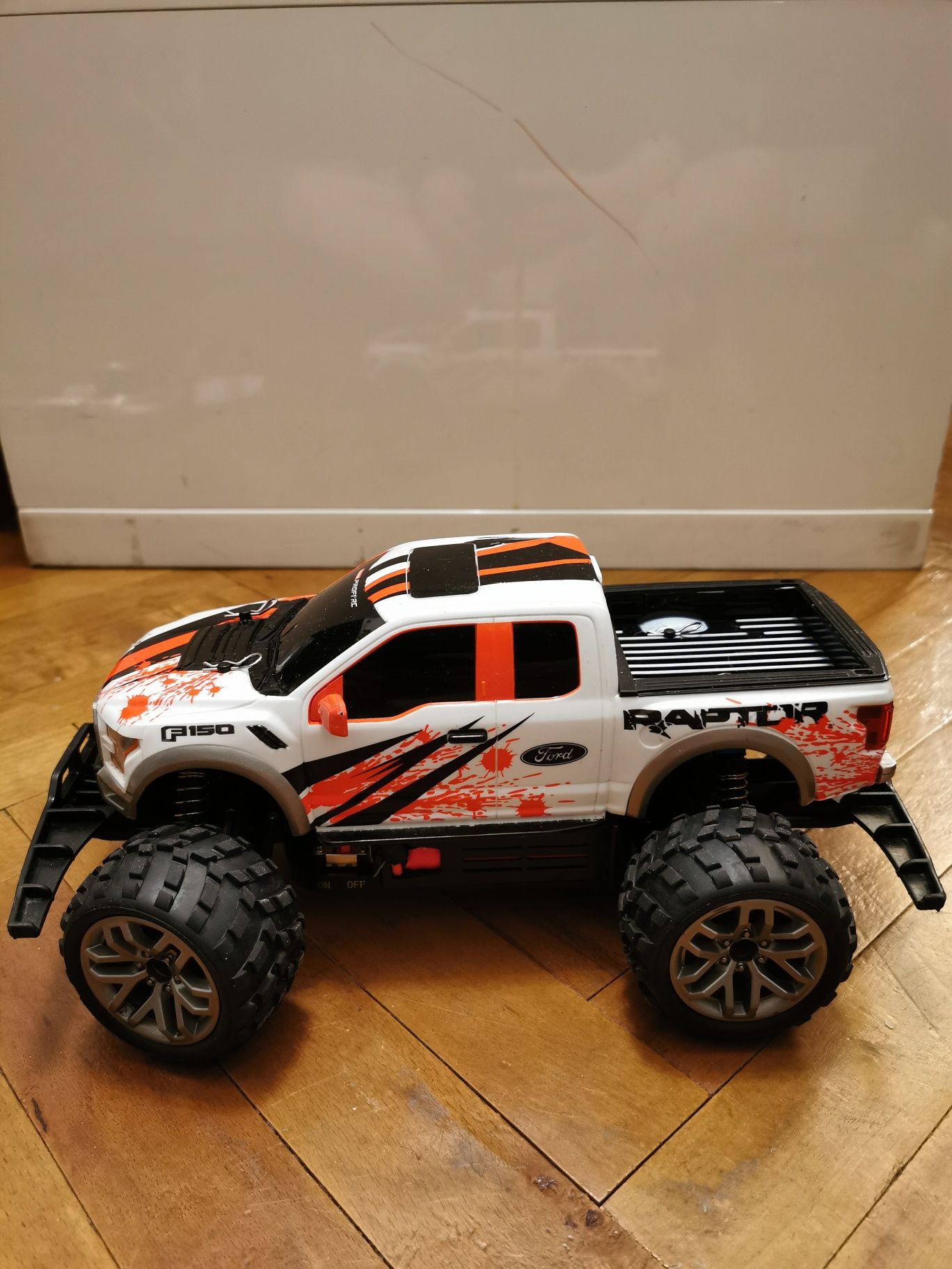 Automodele RC Carrera Ford F-150 Raptor-PX Professional Cluj