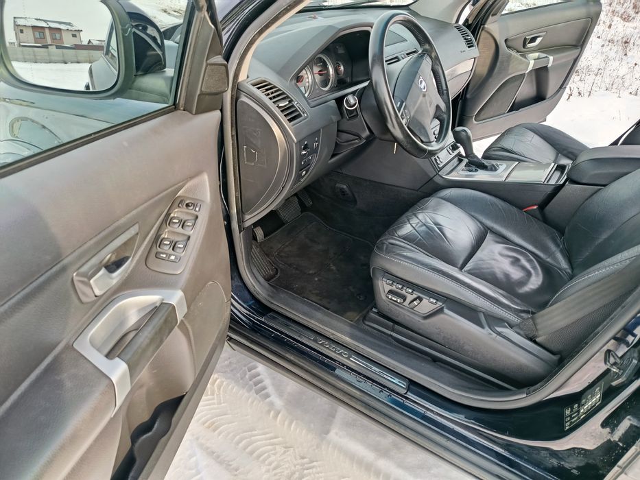 Volvo XC90 4x4 Diesel 200 cp