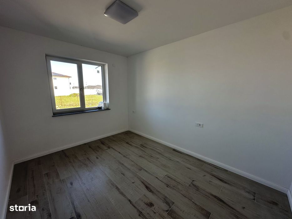 Casa nouă premium - la intrare în Sântandrei, garaj