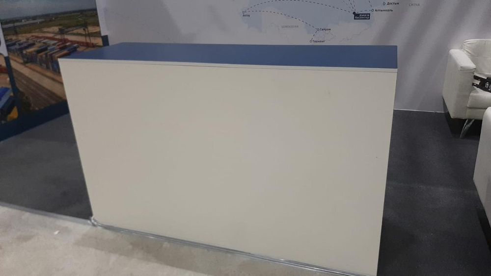 Шкаф мебель офисный