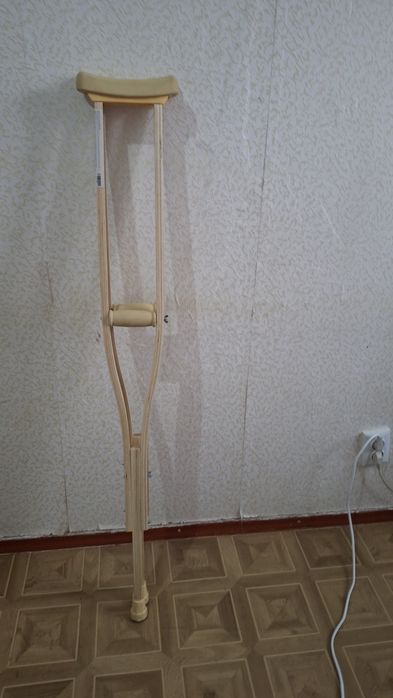 Костыли подмышечные