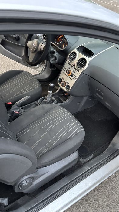 Vand opel corsa 1.2 2009
