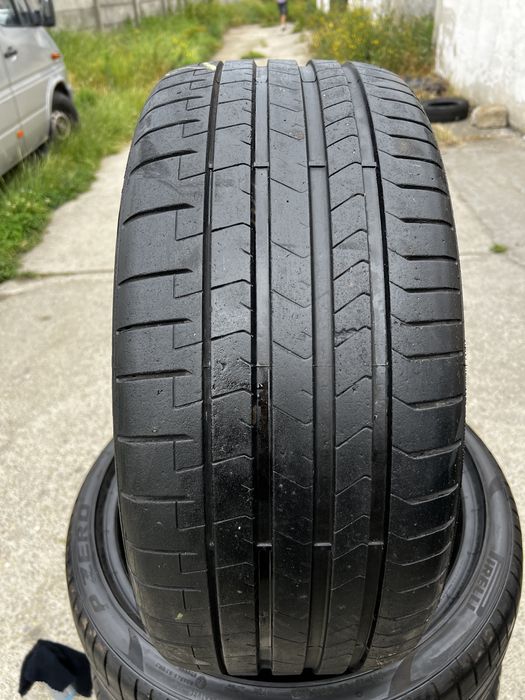 2 anvelope vara 255/35/20 , Pirelli , 6 mm !