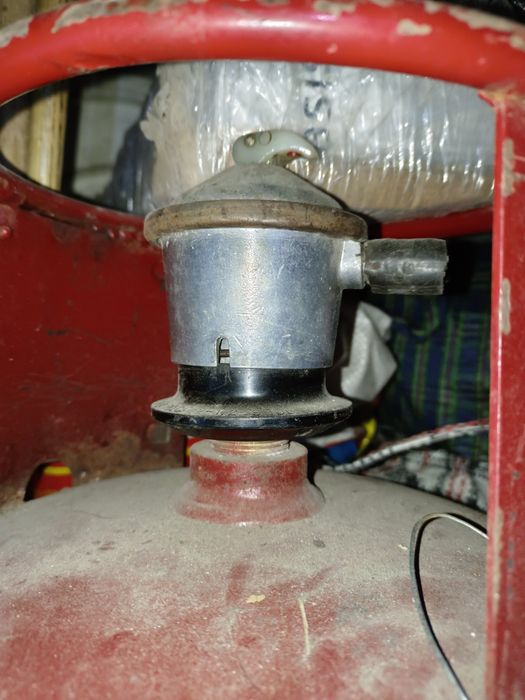 Газовый балон 27 литров продам