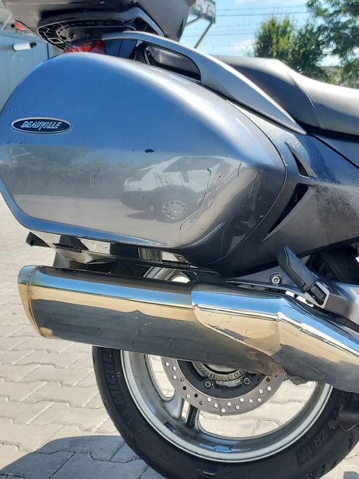 Honda Deauville NT700 - motocicletă touring