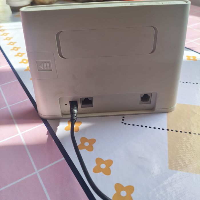 Продам вайфай роутер 4G