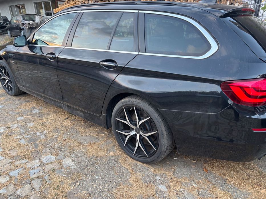 BMW Seria 5 2011 — imagine 2