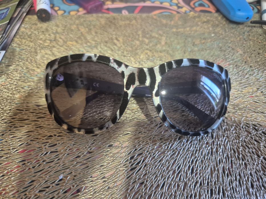Слънчеви очила guess