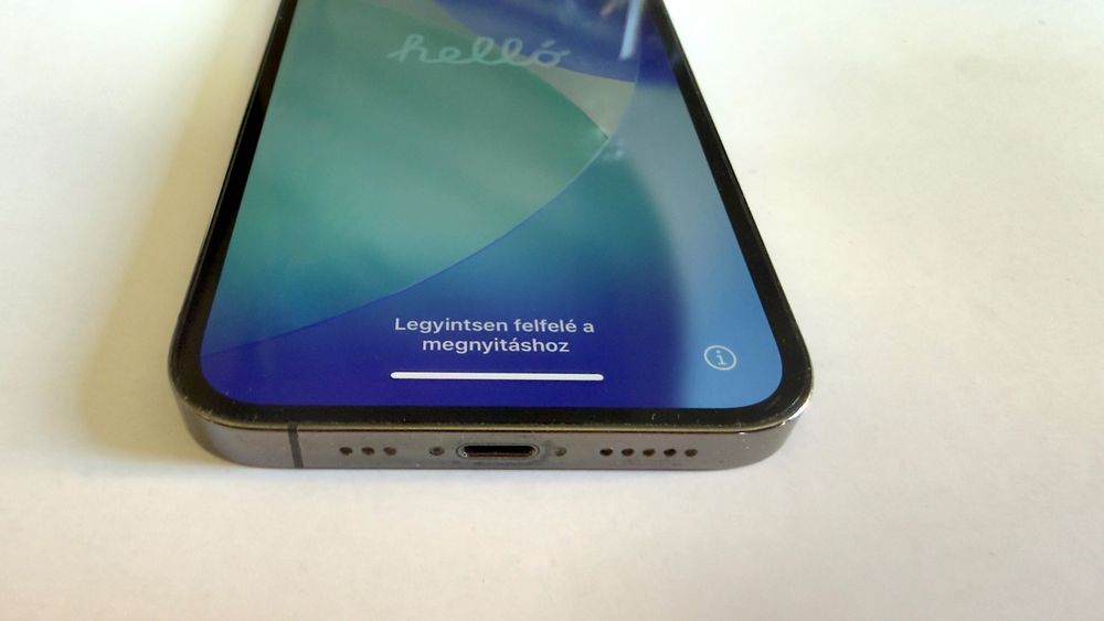 Apple iPhone 12 Pro 128 GB – cu cutie, stare bună