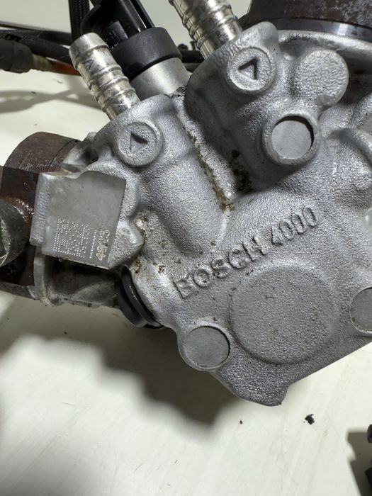 ГНП дюзи рейл GNP duzi за Audi A8 D4 3.0 TDI 250 hp