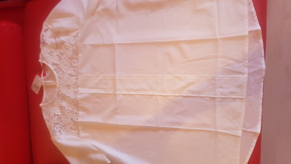 Tricou dantela elegant