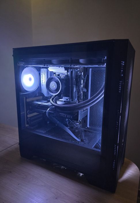 PC Gaming  – Ryzen 7 9850X3D + RTX 5070 12GB – 32GB DDR5 – SSD 2TB