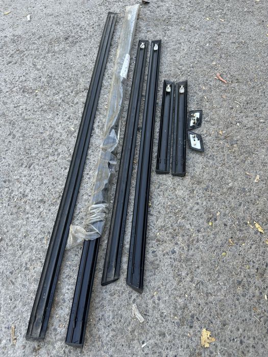 Оригинальные молдинги дверей БМВ Е34