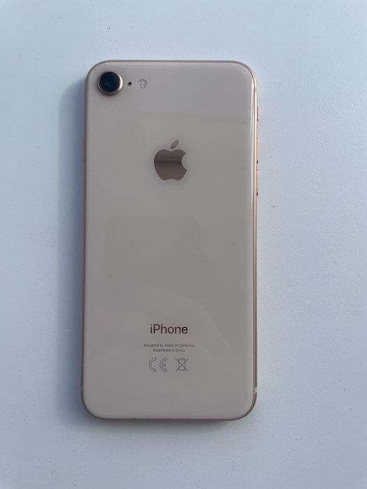 айфон 8 64 гб gold