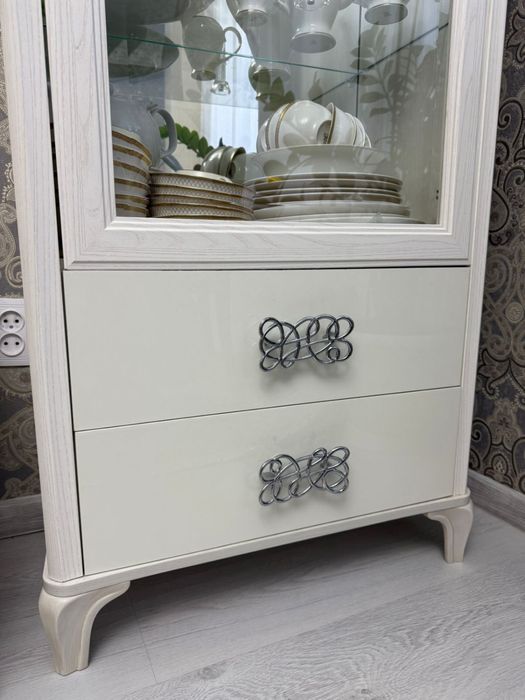 Стенка горка для гостинной