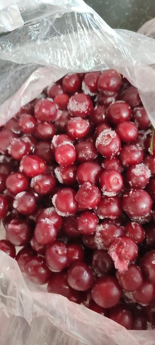 Замороженная вишня