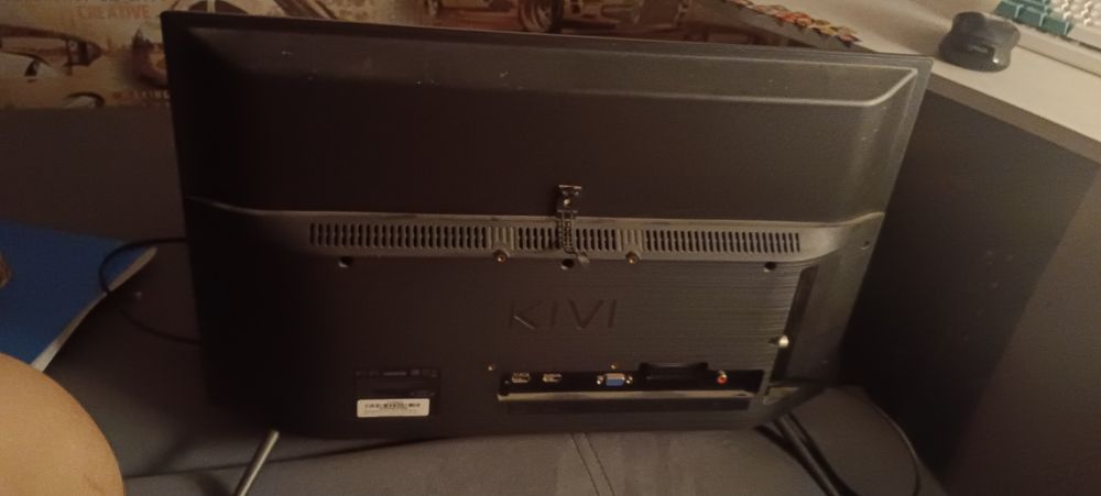 Телевизор Kivi 24H500GR черный