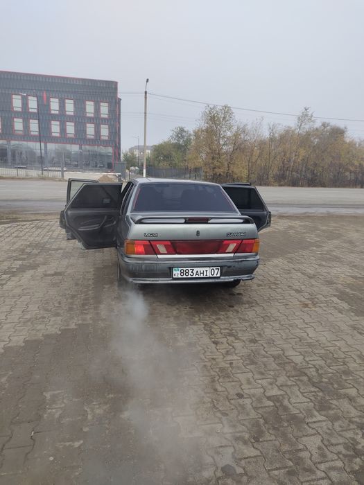 Продам машина 2115