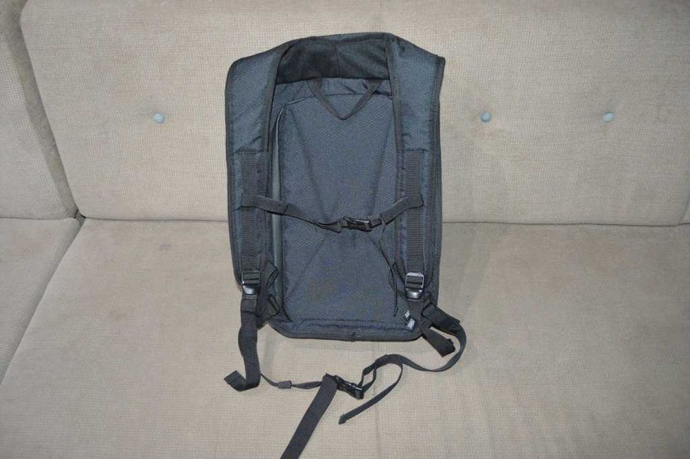 Rucsac Moto Louis - Model Aerodinamic (Hard Shell) 18L