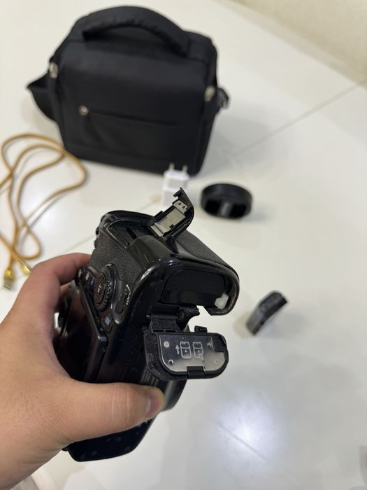 Продаю Canon 70D