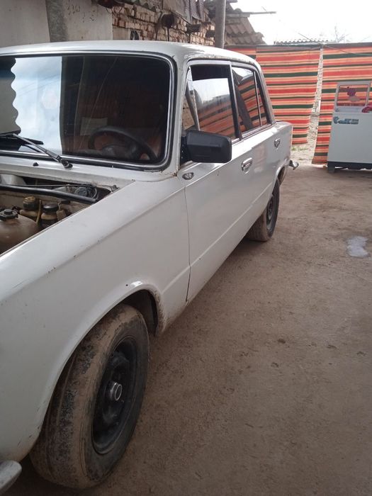 Жигули сотилади нахтга.