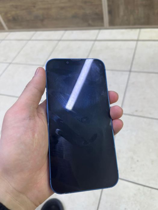Продам iphone 13