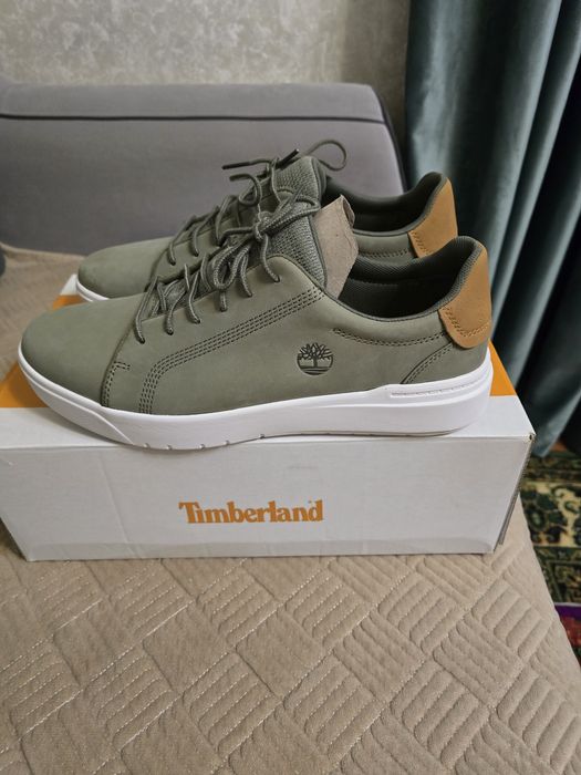 Продается кроссовки мужские фирмы timberland. Размер 44.