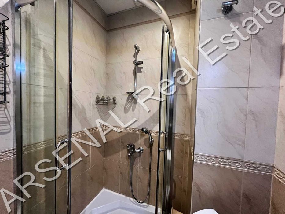 Дава се под наем Тристаен апартамент в София, Лозенец - 130 кв.м за 797.64 € - Снимка #7